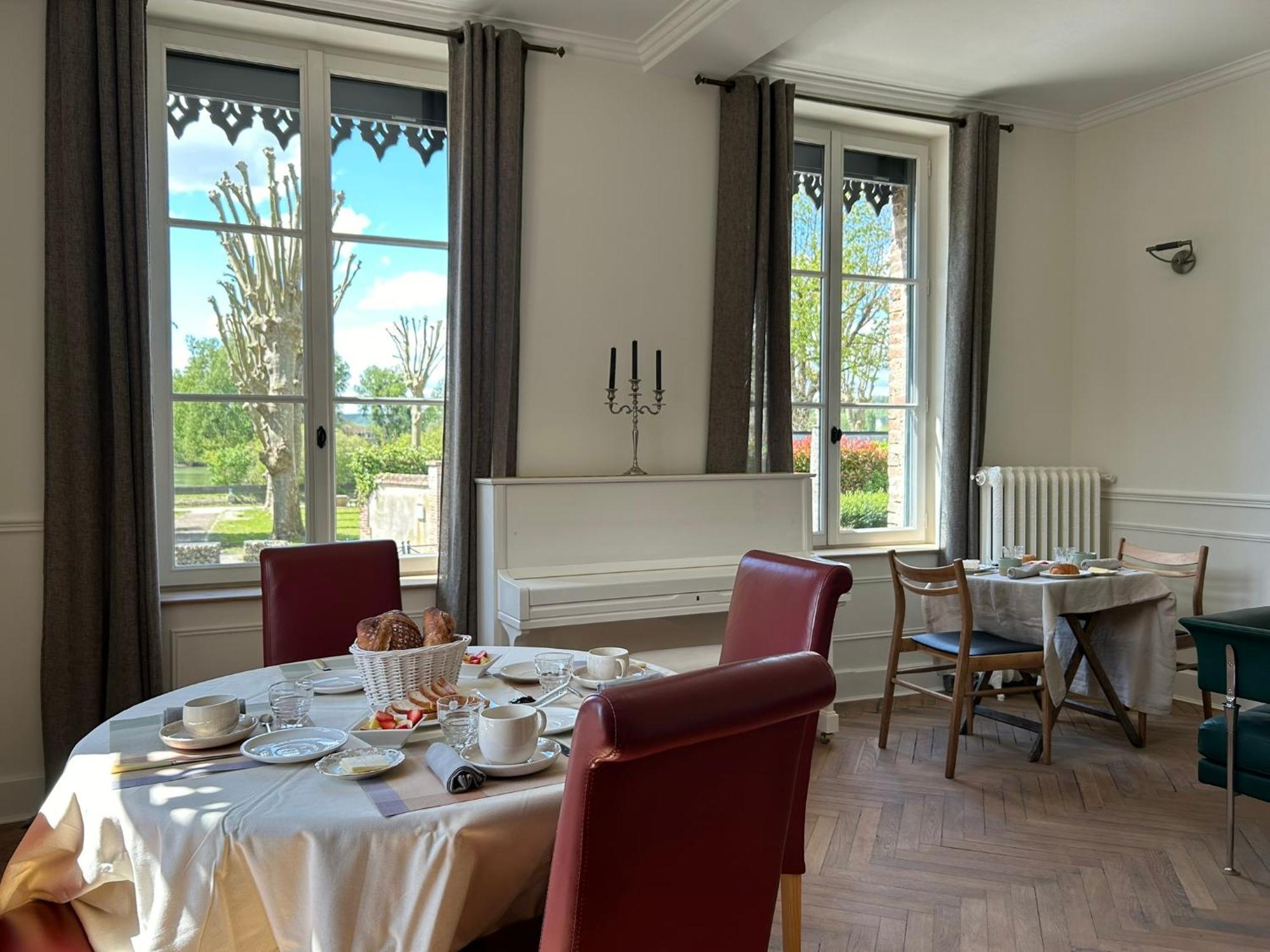 Villa Du Vieux Chateau 雷安德利斯 外观 照片